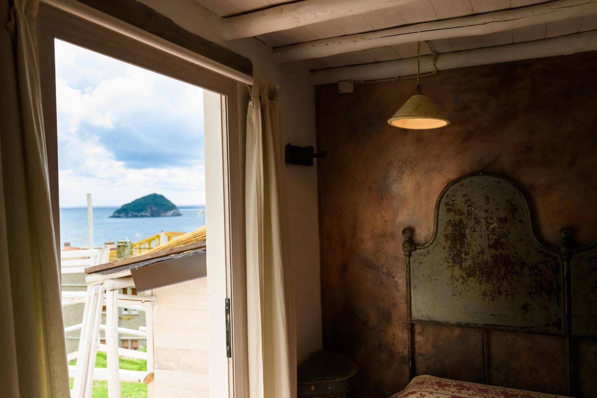 Soqquadro Art&Relax - Spotornoアパートメント 部屋 写真